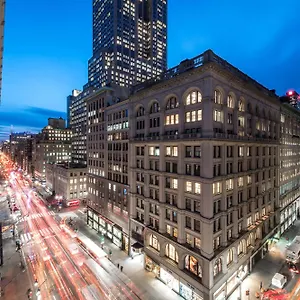 U Fifth Avenue, Empire State Building Нью-Йорк